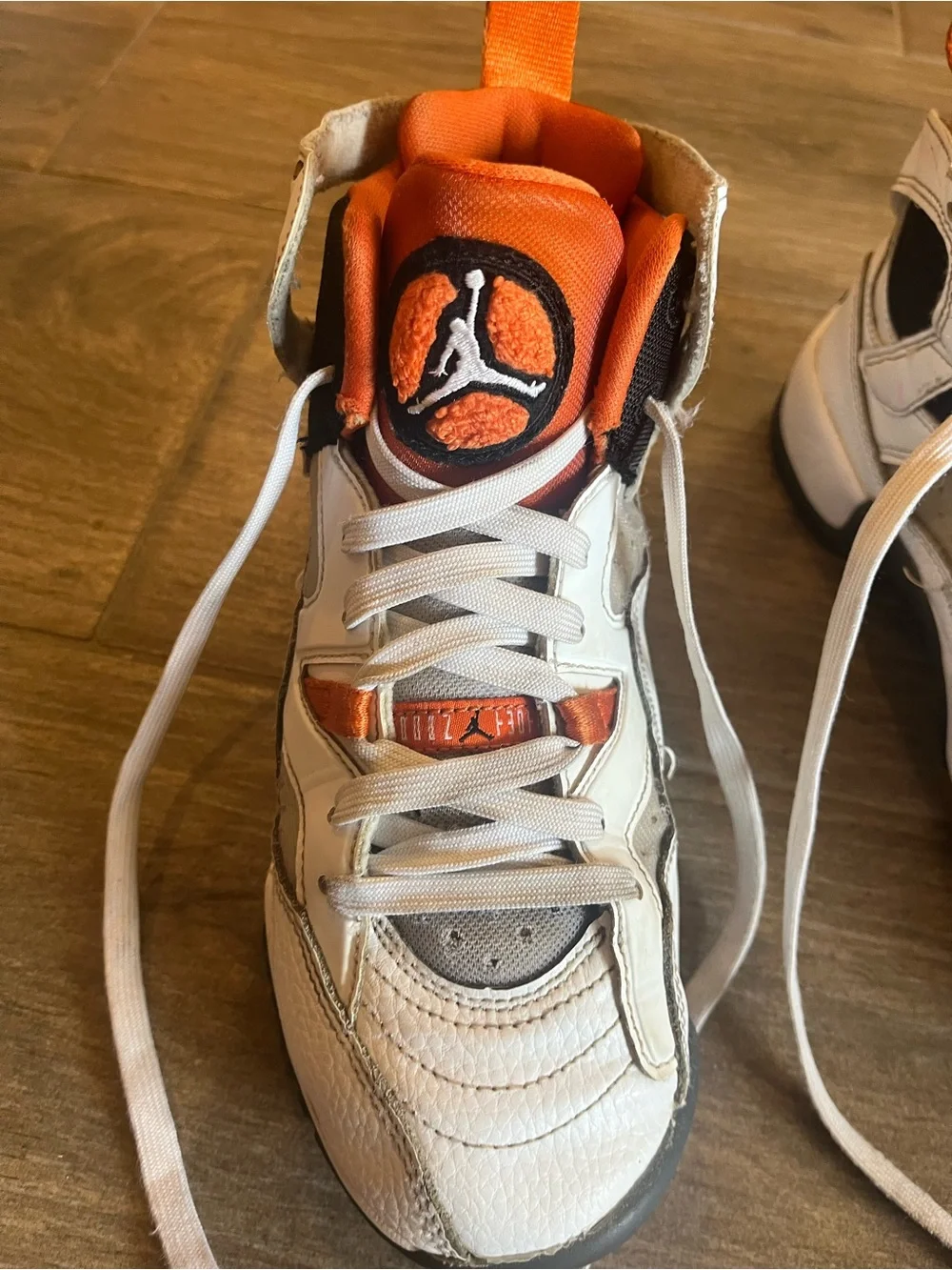 Jordan Kids White and Orange High-Top Sneakers - unisex